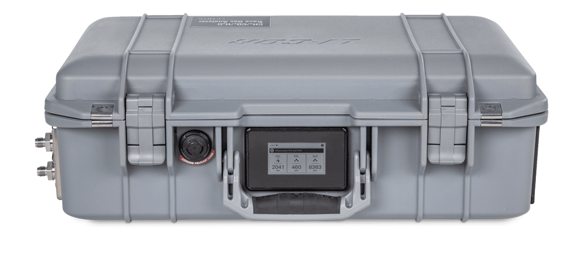 LI-7810 CH4/CO2/H2O Trace Gas Analyzer display